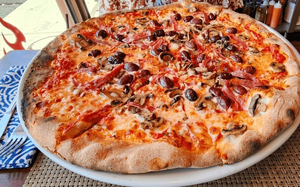 Luigi's Coal Oven Pizza — Fort Lauderdale
