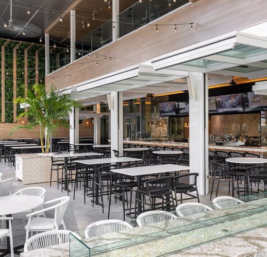 Moxies Fort Lauderdale Restaurant — Fort Lauderdale